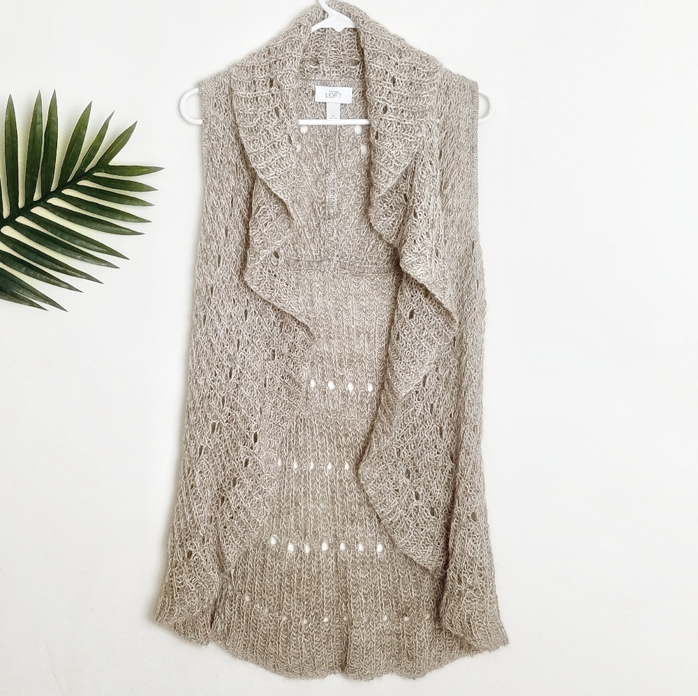 LOFT Sleveless Knitt Sweater